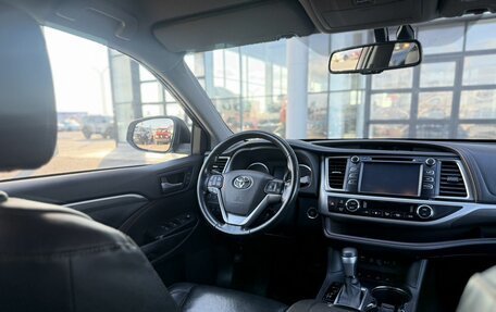 Toyota Highlander III, 2019 год, 2 995 000 рублей, 15 фотография