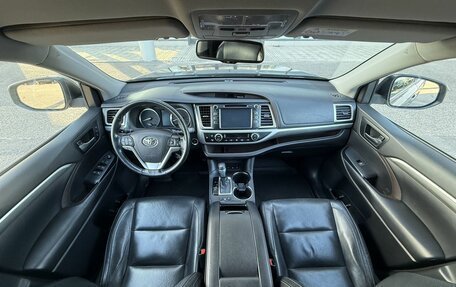 Toyota Highlander III, 2019 год, 2 995 000 рублей, 14 фотография