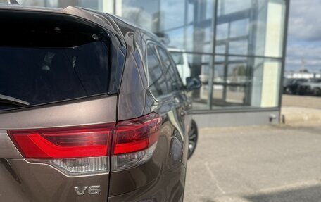 Toyota Highlander III, 2019 год, 2 995 000 рублей, 12 фотография