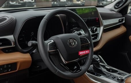 Toyota Highlander, 2025 год, 5 420 000 рублей, 17 фотография