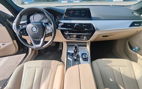 BMW 5 серия, 2019 год, 2 600 000 рублей, 9 фотография