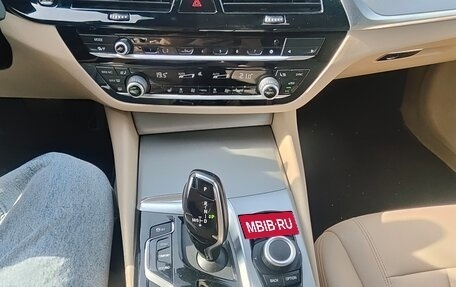 BMW 5 серия, 2019 год, 2 600 000 рублей, 14 фотография