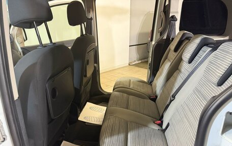 Renault Kangoo II рестайлинг, 2012 год, 665 000 рублей, 12 фотография