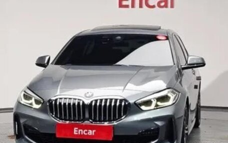 BMW 1 серия, 2022 год, 2 213 000 рублей, 5 фотография