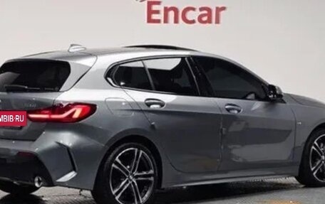 BMW 1 серия, 2022 год, 2 213 000 рублей, 7 фотография