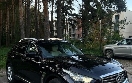 Infiniti QX70, 2015 год, 1 950 000 рублей, 2 фотография