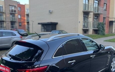 Infiniti QX70, 2015 год, 1 950 000 рублей, 6 фотография