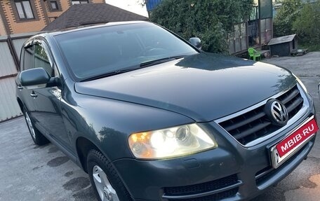 Volkswagen Touareg III, 2003 год, 800 000 рублей, 11 фотография