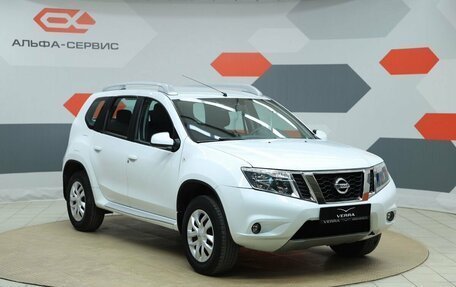 Nissan Terrano III, 2018 год, 1 190 000 рублей, 3 фотография