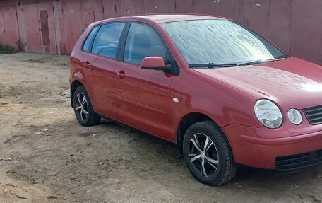 Volkswagen Polo IV рестайлинг, 2004 год, 325 000 рублей, 2 фотография