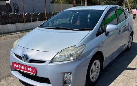 Toyota Prius, 2011 год, 999 999 рублей, 5 фотография