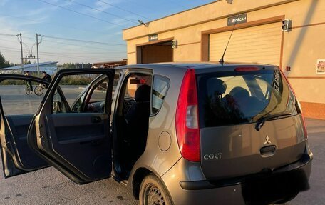 Mitsubishi Colt VI рестайлинг, 2005 год, 300 000 рублей, 3 фотография
