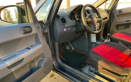 Mitsubishi Colt VI рестайлинг, 2005 год, 300 000 рублей, 16 фотография