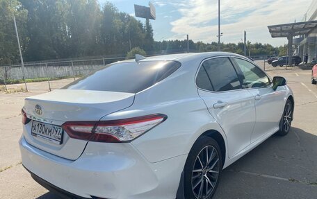 Toyota Camry, 2021 год, 2 875 000 рублей, 2 фотография