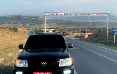 Toyota Land Cruiser 100 рестайлинг 2, 2006 год, 2 700 000 рублей, 1 фотография