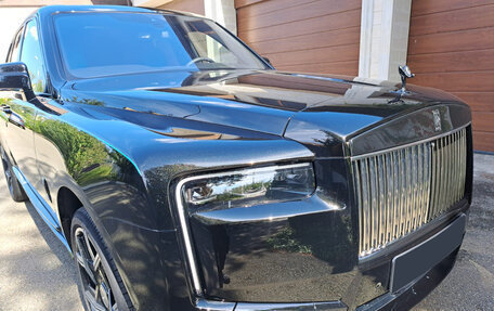 Rolls-Royce Cullinan, 2025 год, 75 000 000 рублей, 2 фотография