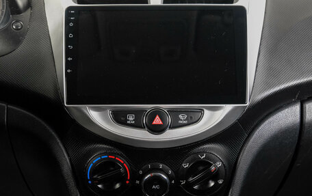Hyundai Solaris II рестайлинг, 2013 год, 979 000 рублей, 19 фотография
