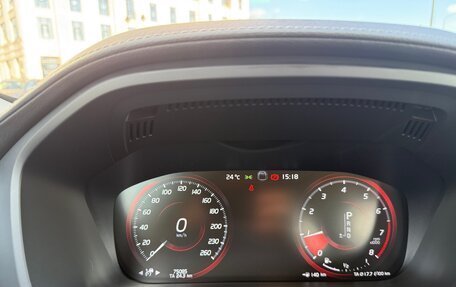 Volvo XC60 II, 2021 год, 4 430 000 рублей, 9 фотография