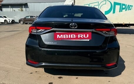 Toyota Corolla, 2021 год, 2 200 000 рублей, 4 фотография