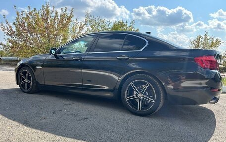 BMW 5 серия, 2013 год, 1 450 000 рублей, 6 фотография