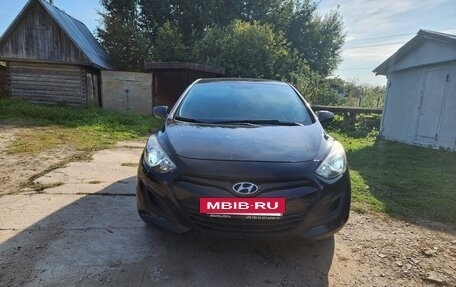 Hyundai i30 II рестайлинг, 2013 год, 699 000 рублей, 3 фотография