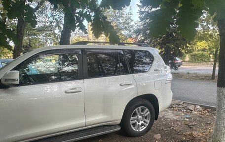 Toyota Land Cruiser Prado 150 рестайлинг 2, 2010 год, 2 500 000 рублей, 2 фотография