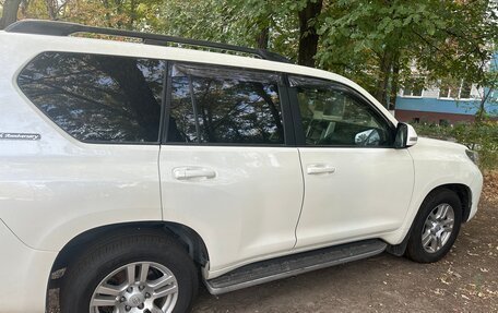 Toyota Land Cruiser Prado 150 рестайлинг 2, 2010 год, 2 500 000 рублей, 6 фотография