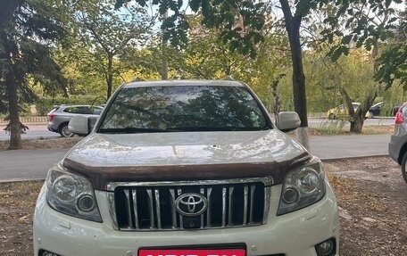 Toyota Land Cruiser Prado 150 рестайлинг 2, 2010 год, 2 500 000 рублей, 5 фотография