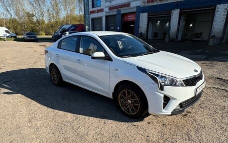 KIA Rio IV, 2020 год, 1 650 000 рублей, 9 фотография