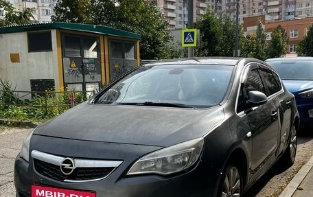 Opel Astra J, 2012 год, 520 000 рублей, 2 фотография