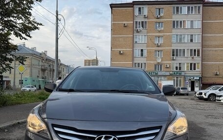 Hyundai Solaris II рестайлинг, 2015 год, 830 000 рублей, 1 фотография