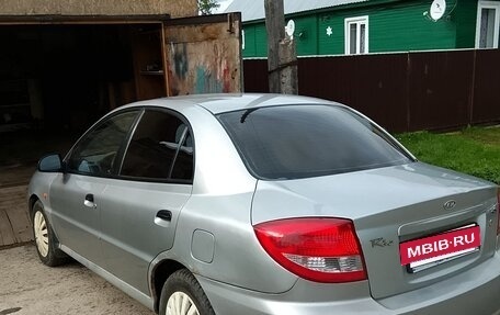 KIA Rio II, 2003 год, 250 000 рублей, 3 фотография