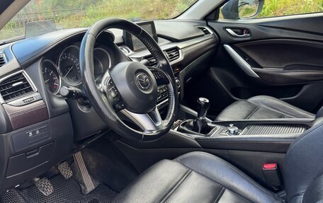 Mazda 6, 2015 год, 1 900 000 рублей, 10 фотография