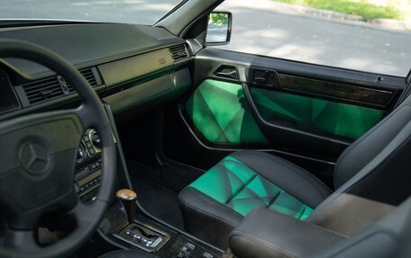 Mercedes-Benz E-Класс, 1994 год, 17 500 000 рублей, 11 фотография