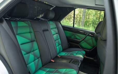 Mercedes-Benz E-Класс, 1994 год, 17 500 000 рублей, 18 фотография