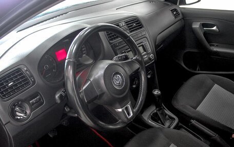 Volkswagen Polo VI (EU Market), 2012 год, 699 000 рублей, 15 фотография