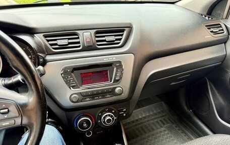 KIA Rio III рестайлинг, 2014 год, 895 000 рублей, 10 фотография