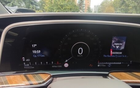 Cadillac Escalade V, 2021 год, 13 500 000 рублей, 10 фотография