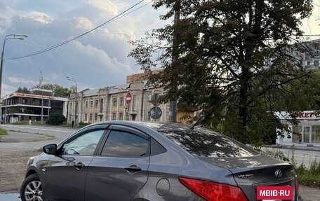 Hyundai Solaris II рестайлинг, 2015 год, 830 000 рублей, 6 фотография