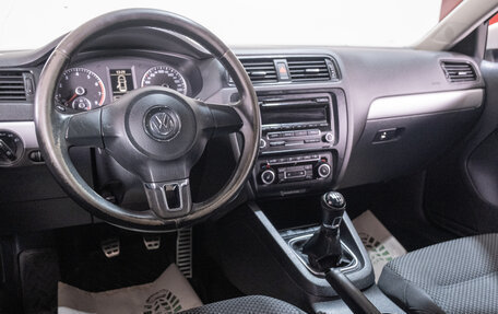 Volkswagen Jetta VI, 2012 год, 999 000 рублей, 9 фотография
