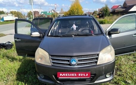Geely MK Cross I, 2013 год, 390 000 рублей, 2 фотография