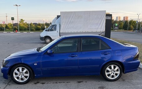 Toyota Altezza, 1999 год, 500 000 рублей, 2 фотография
