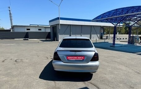 Mercedes-Benz E-Класс, 2002 год, 780 000 рублей, 4 фотография
