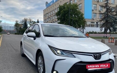 Toyota Corolla, 2022 год, 1 970 000 рублей, 3 фотография