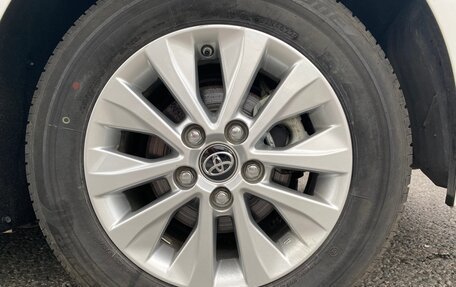 Toyota Corolla, 2022 год, 1 970 000 рублей, 18 фотография