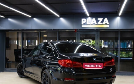 BMW 5 серия, 2018 год, 2 779 000 рублей, 3 фотография