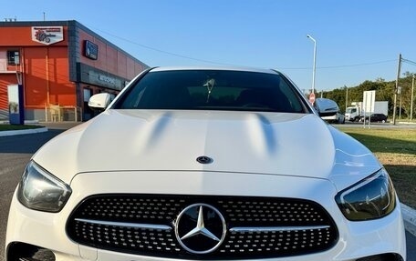 Mercedes-Benz E-Класс, 2021 год, 4 500 000 рублей, 2 фотография