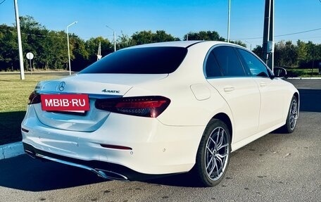 Mercedes-Benz E-Класс, 2021 год, 4 500 000 рублей, 8 фотография