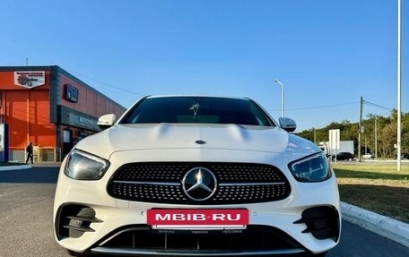 Mercedes-Benz E-Класс, 2021 год, 4 500 000 рублей, 3 фотография
