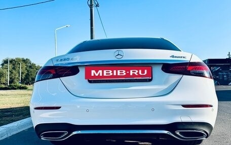 Mercedes-Benz E-Класс, 2021 год, 4 500 000 рублей, 9 фотография